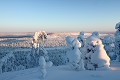 Les premiers rayons de soleil viennent caresser le paysage endormi  